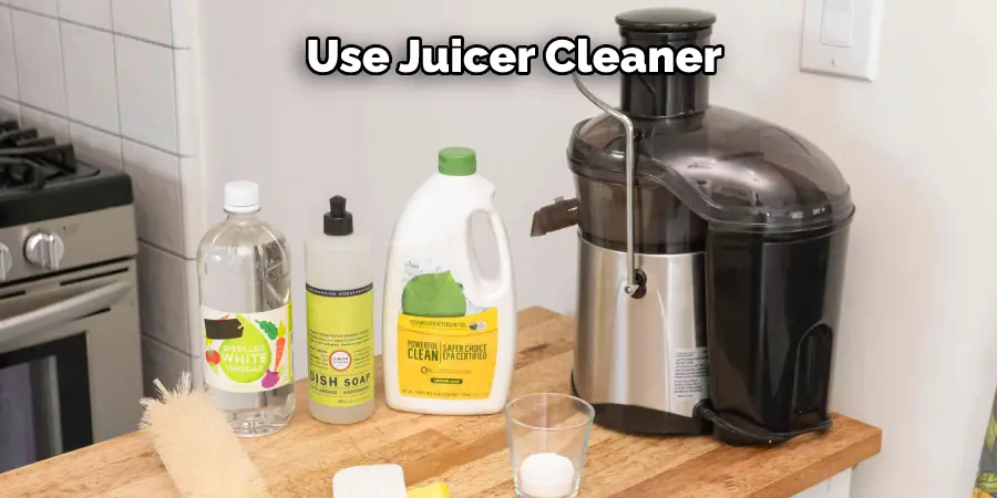 Use Juicer Cleaner