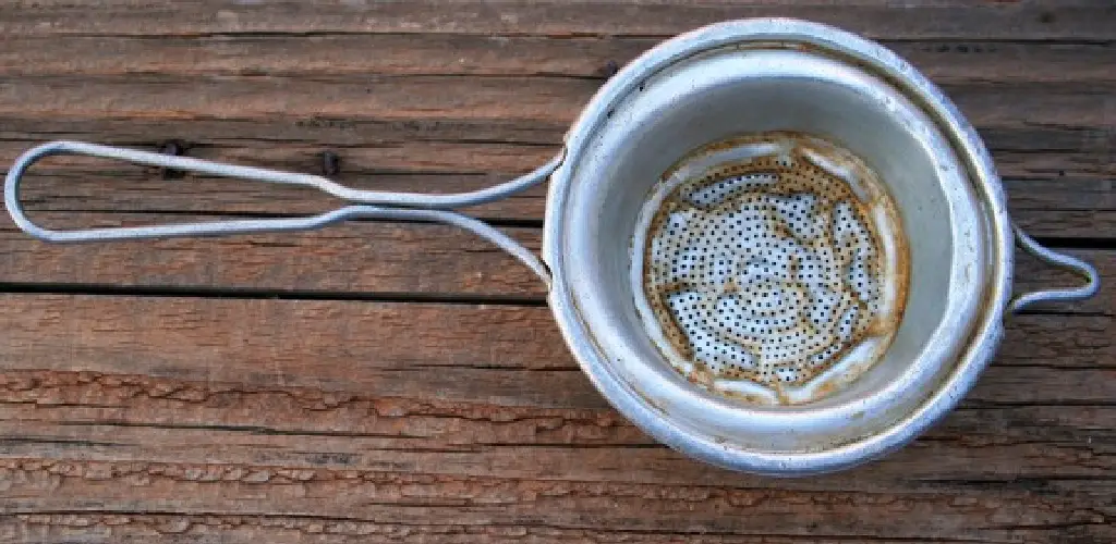 How to Clean Tea Infuser